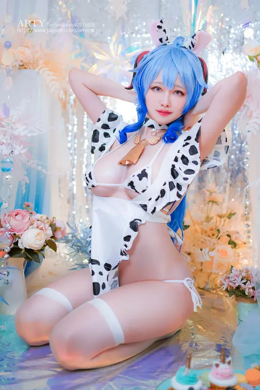 Ganyu Cow - Arty亚缇